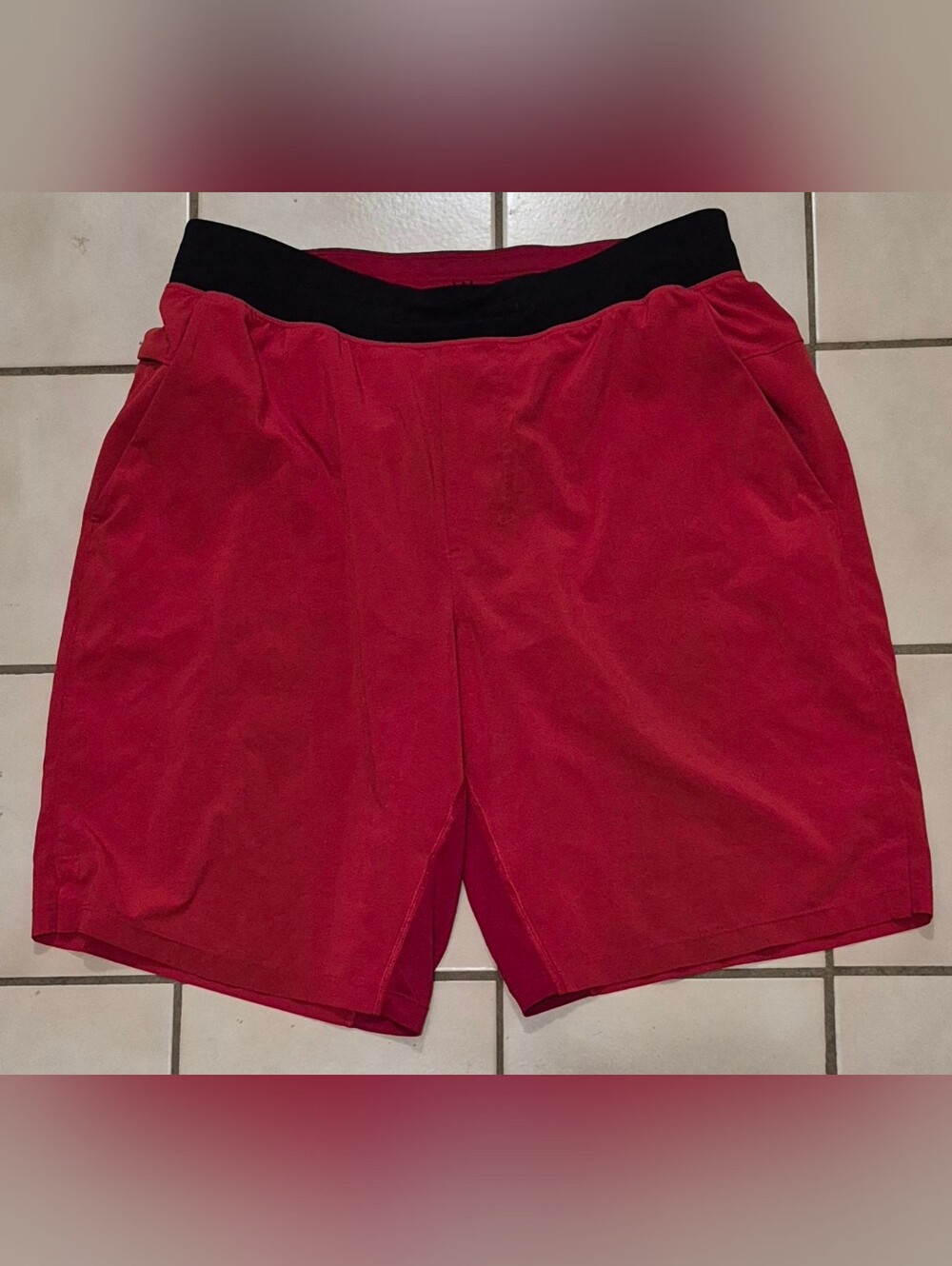 Lululemon T.H.E. Short 9" Updated Lined Red Black Men's Medium
